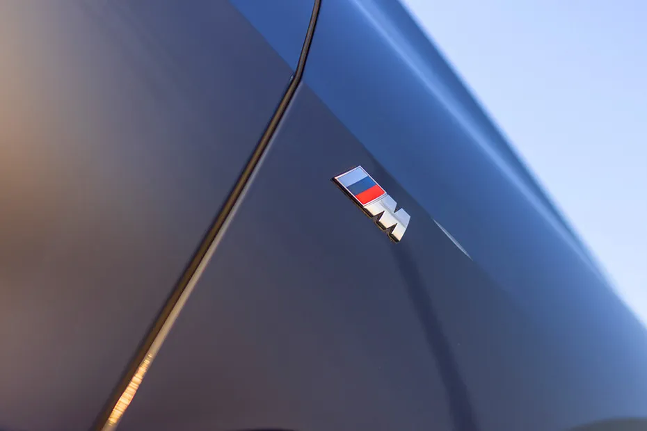 BMW X7 Exterior Image