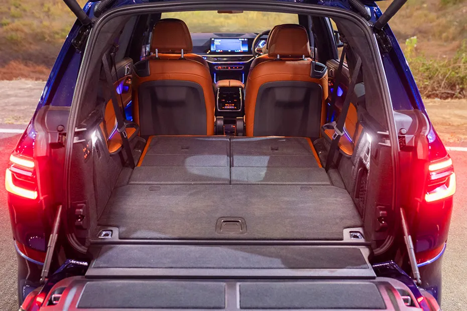 BMW X7 Seats (Turned Over)