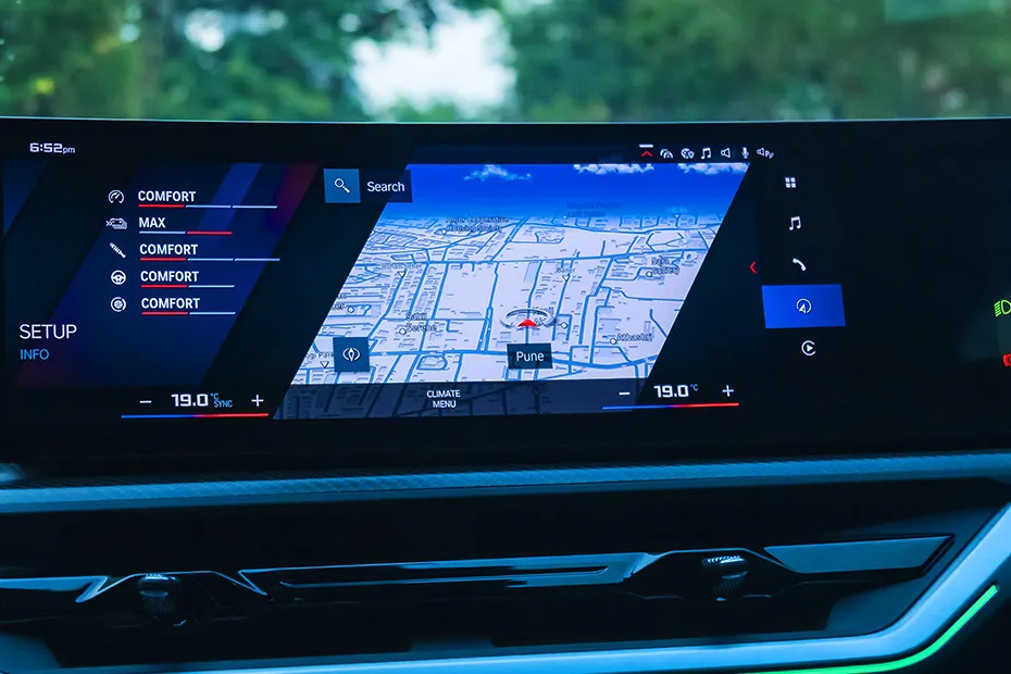 BMW XM Interior Image