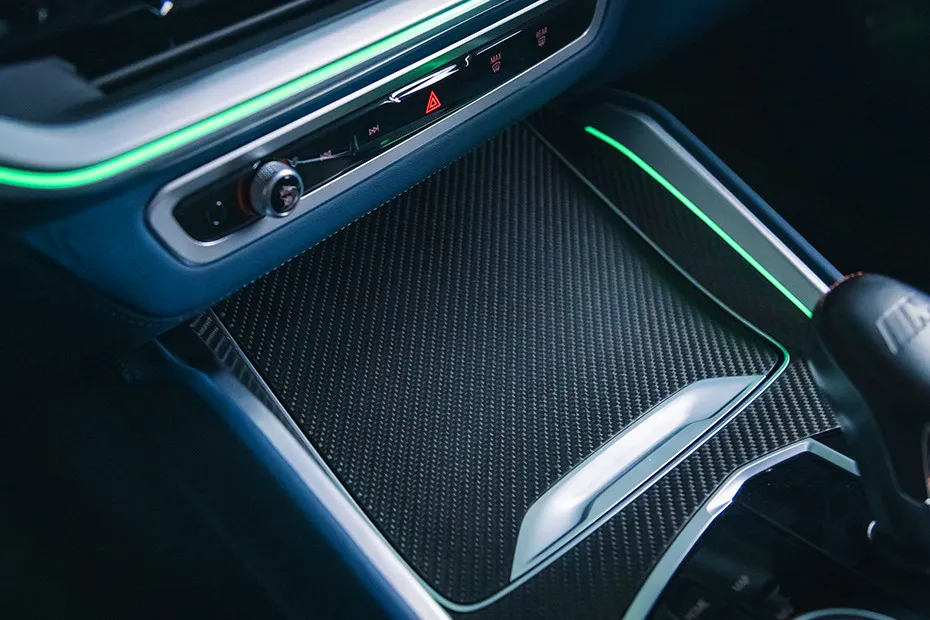 BMW XM Interior Image