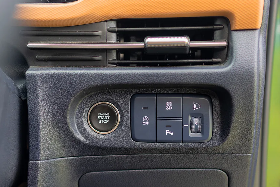 Hyundai Alcazar Ambient Lighting (Front)