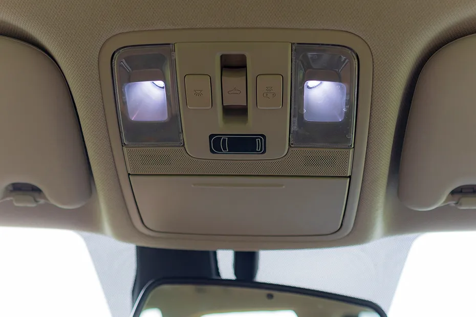 Hyundai Alcazar Cabin Light (Rear)