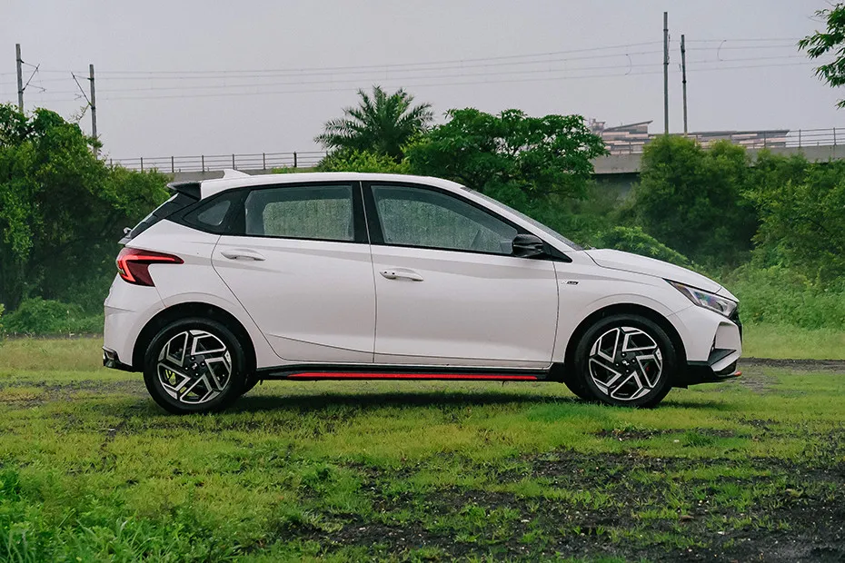 Hyundai i20 N-Line Side Profile View (Right)