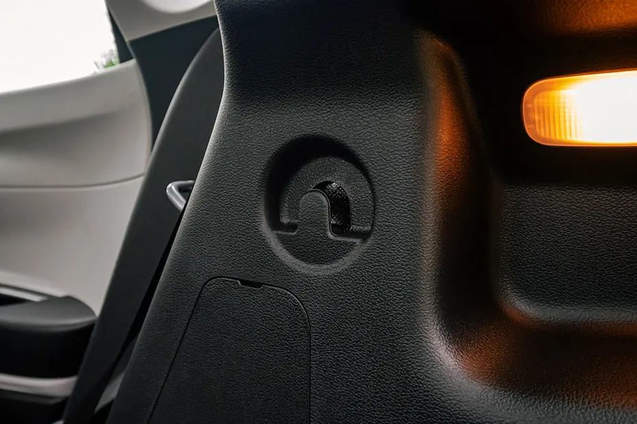Hyundai i20 Navigation or Infotainment Mid Closeup