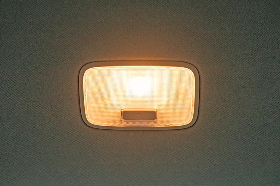 Hyundai i20 USB Charging Port (Rear)