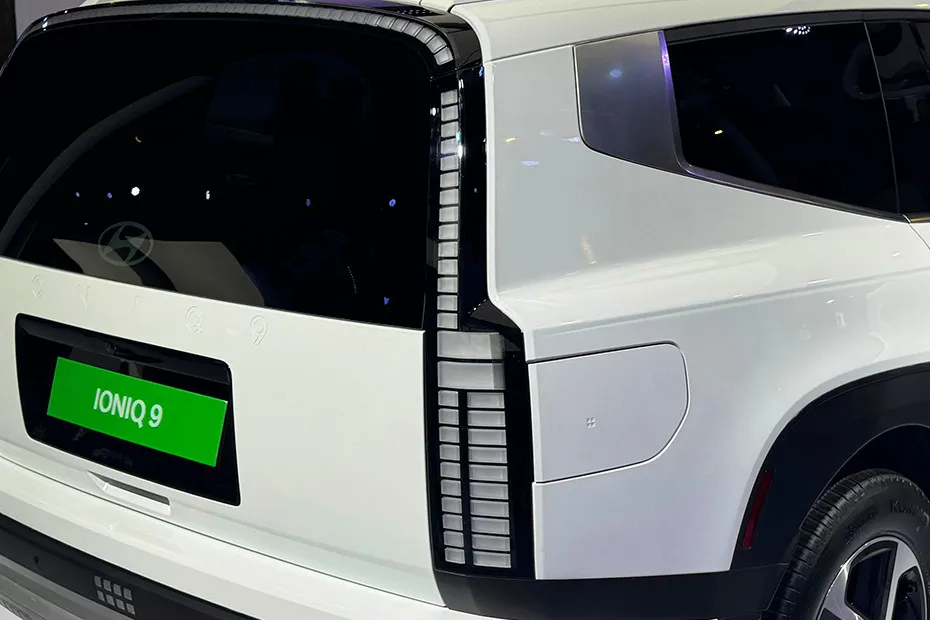 Hyundai IONIQ 9 Taillight