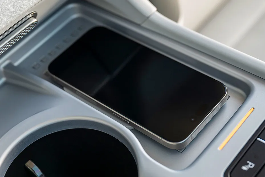 Hyundai IONIQ 9 Wireless Charging Pad