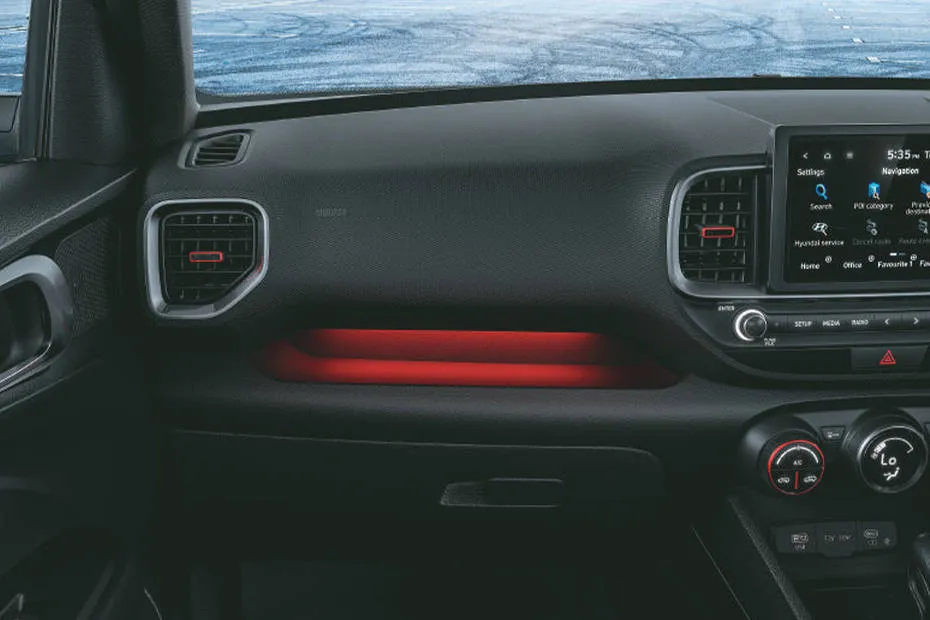 Hyundai Venue N Line Exciting red ambient lighting