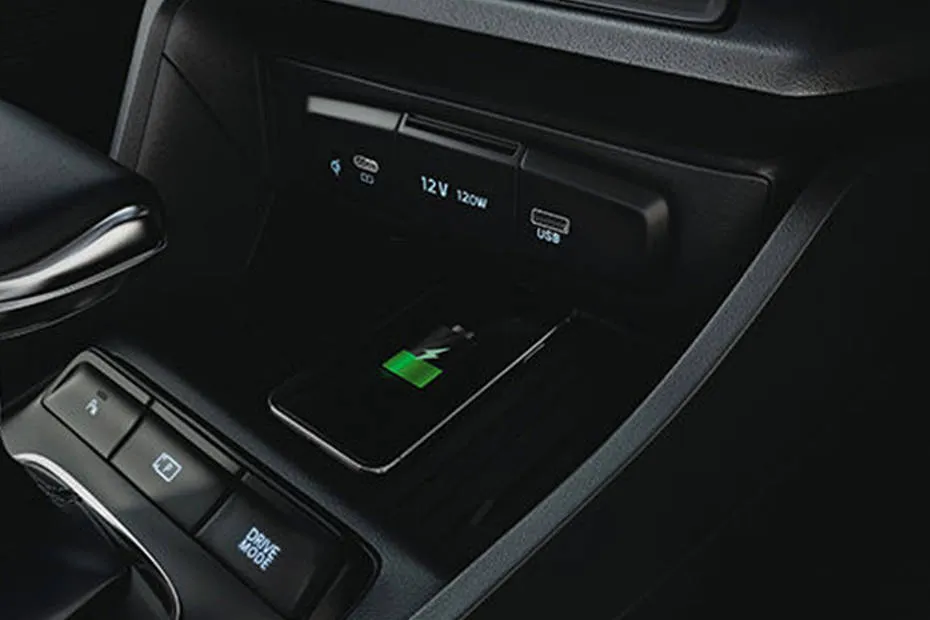 Hyundai Verna Wireless Charging Pad