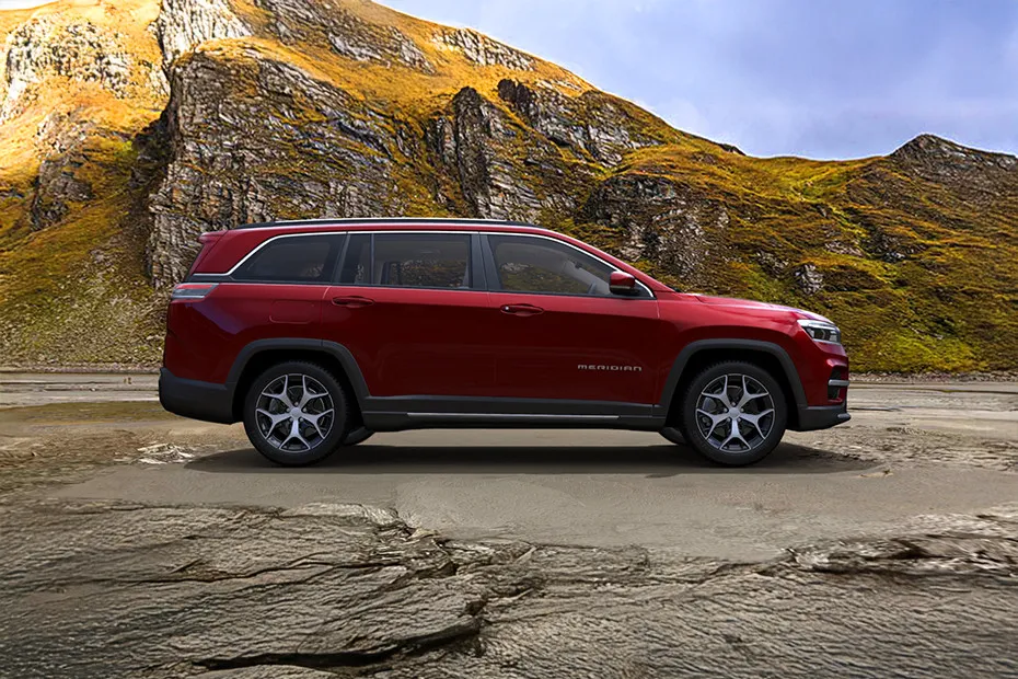 Jeep Meridian Side View (Right)