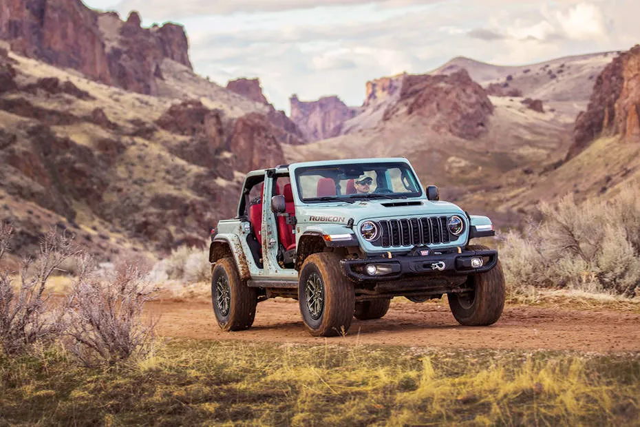 Jeep Wrangler Front Right Side View