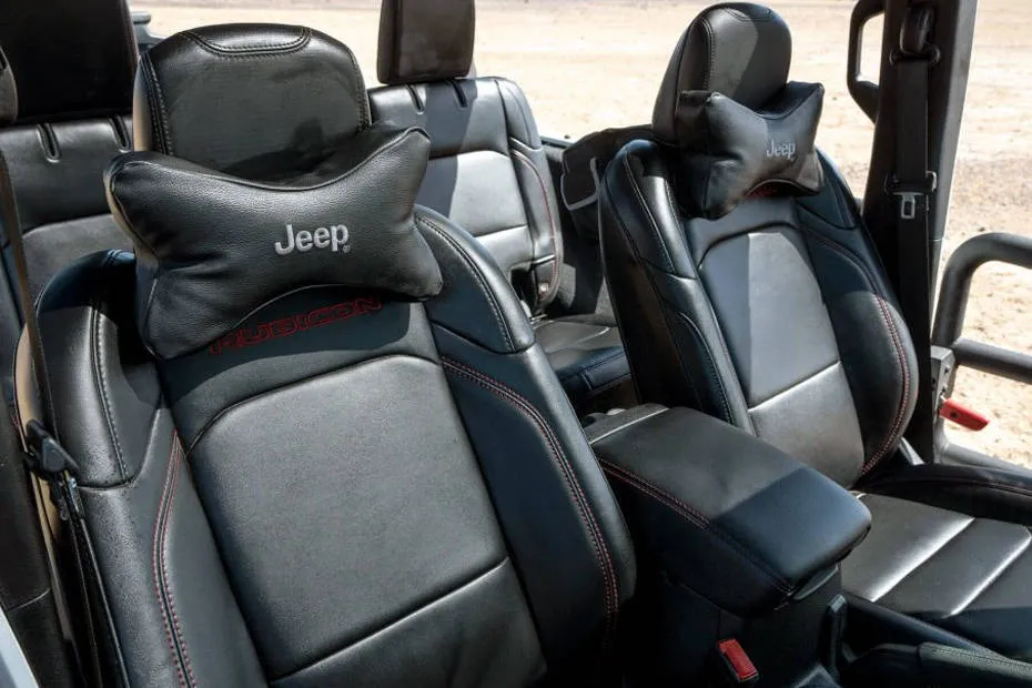 Jeep Wrangler Front Seats