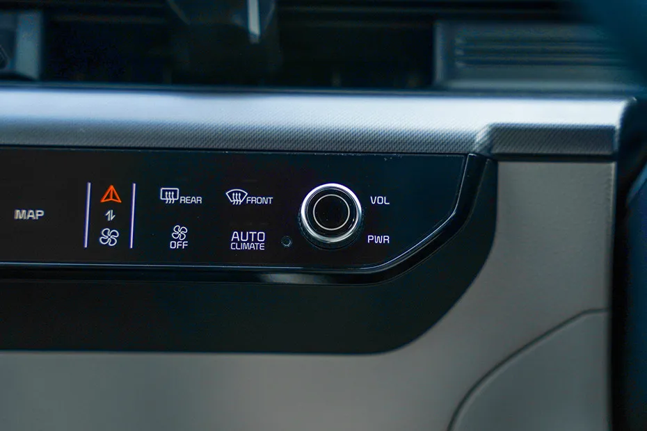 Kia Carens Clavis EV AC Controls