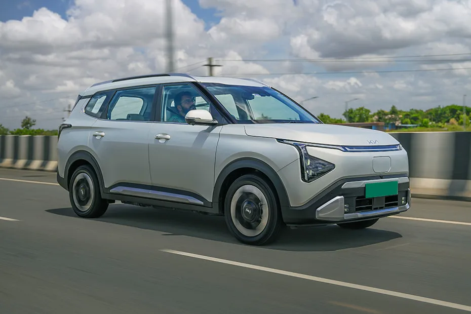 Kia Carens Clavis EV Driving: Front Right Quarter View