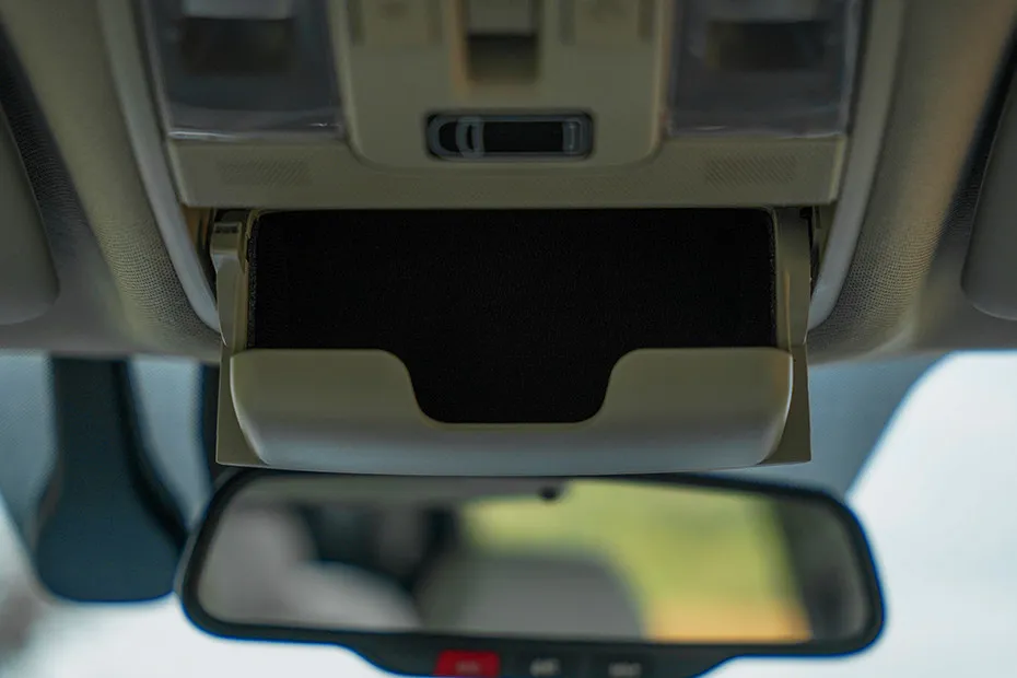 Kia Carens Clavis EV Sunglass Holder