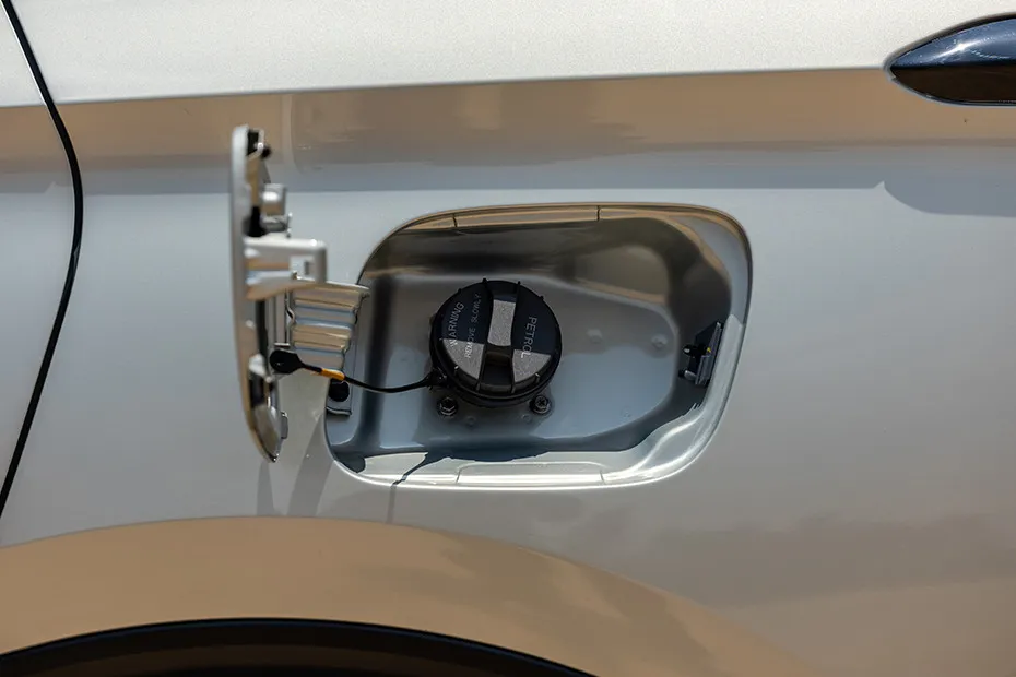Kia Carens Clavis Fuel Lid (Open)