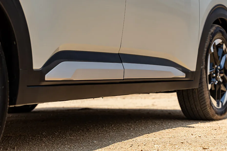 Kia Carens Clavis Side Skirt