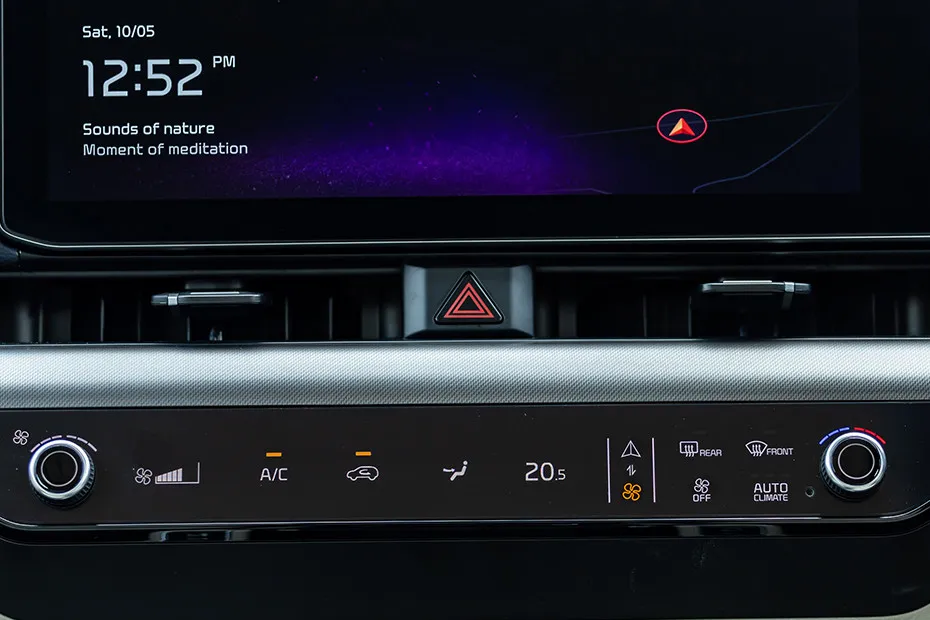Kia Carens Clavis Switches In Centre Console
