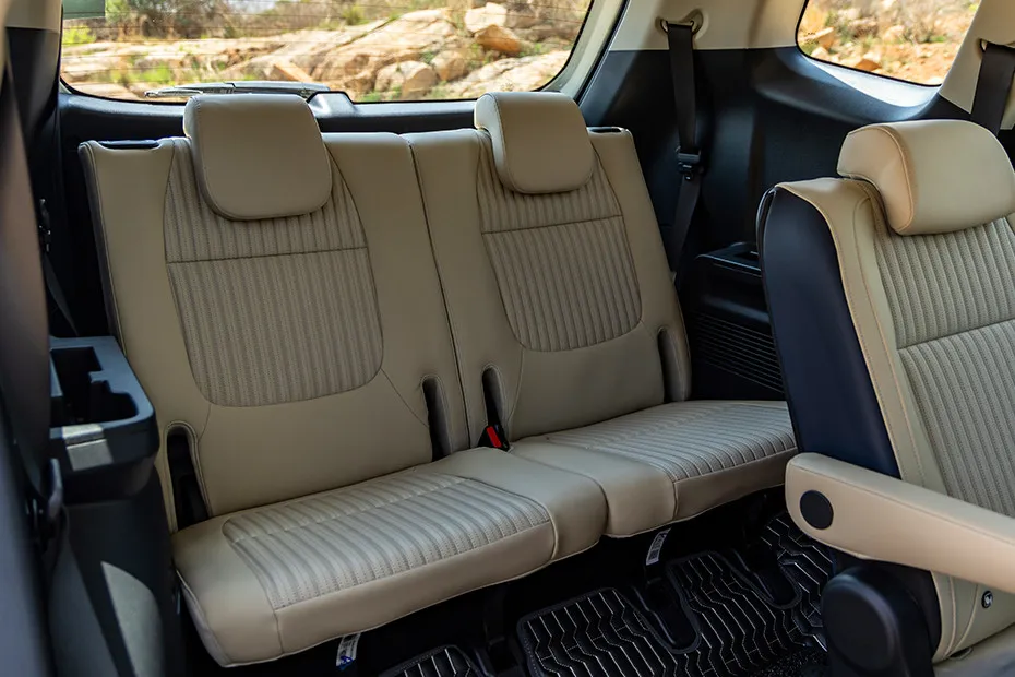Kia Carens Clavis Third Row Seats