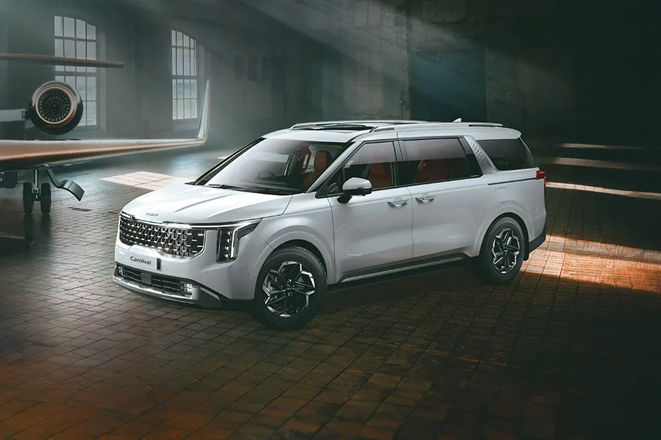 Kia Carnival Exterior Image