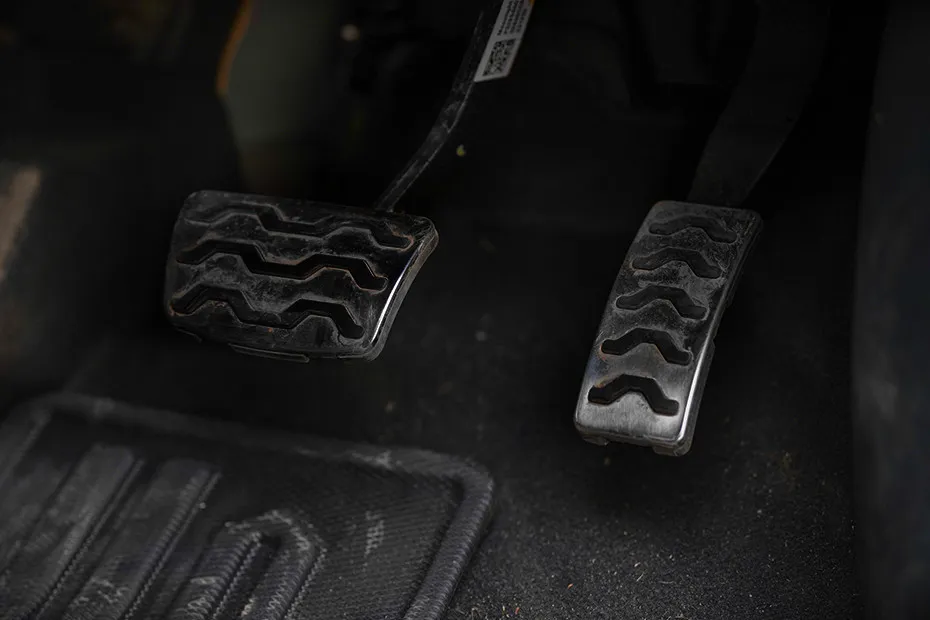 Kia Sonet Pedals