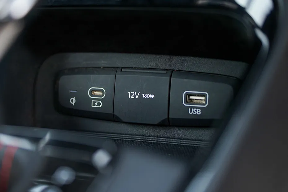 Kia Sonet USB Charging Port (Front)
