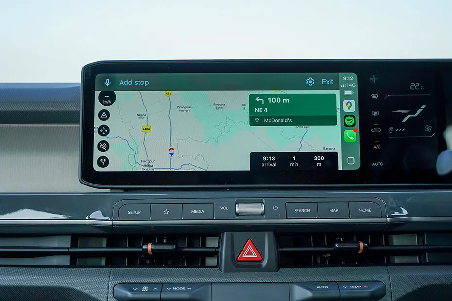 Kia Syros Navigation or Infotainment Mid Closeup