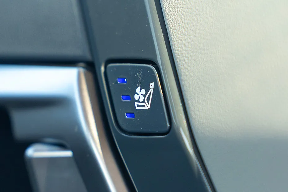 Kia Syros Rear Ventilated Seat Button
