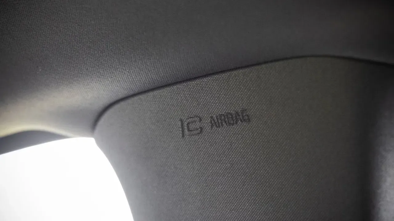 Left Side Curtain Airbag