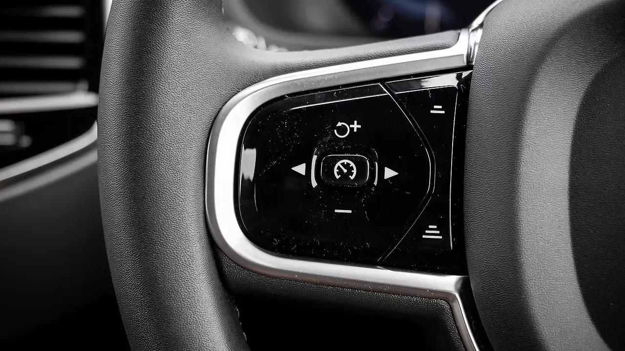 Left Steering Mounted Controls