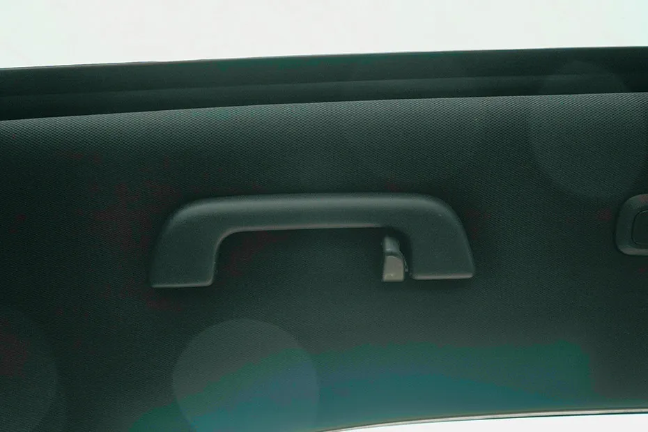 Mahindra BE 6 Grab Handle