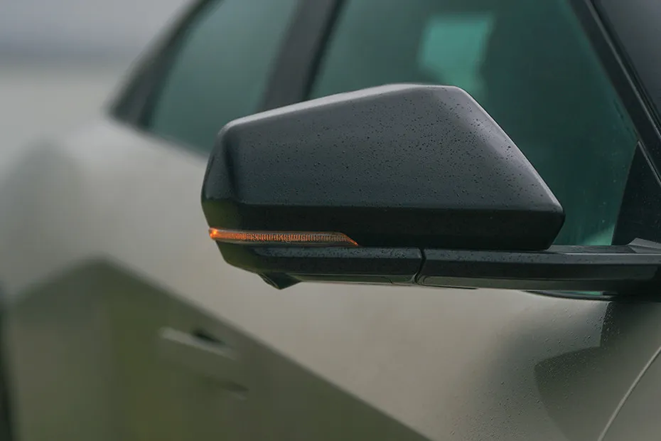 Mahindra BE 6 LED Blinker on OVRM