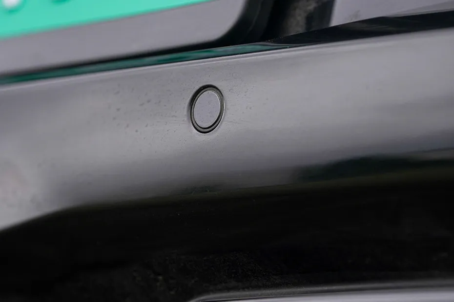 Mahindra BE 6 Rear Parking Sensors