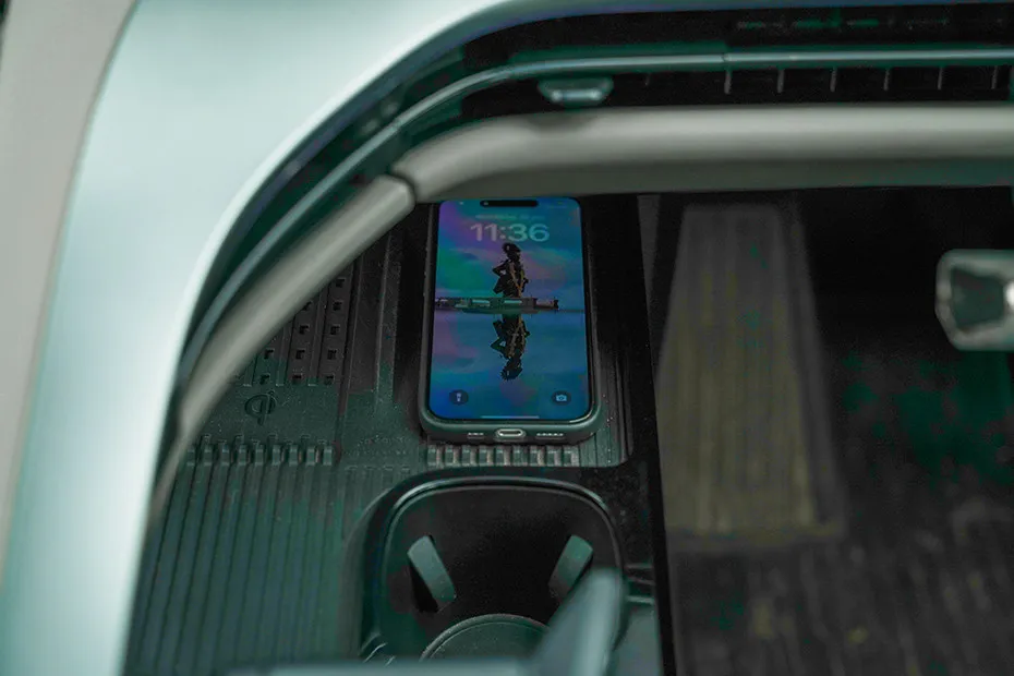 Mahindra BE 6 Storage (Center Console)