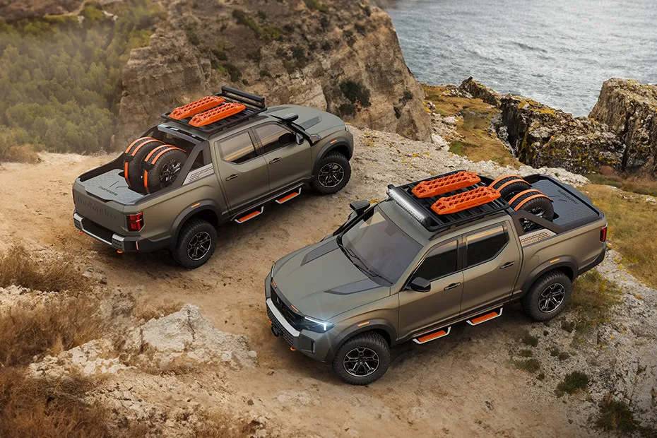 Mahindra Global Pik Up Exterior Image