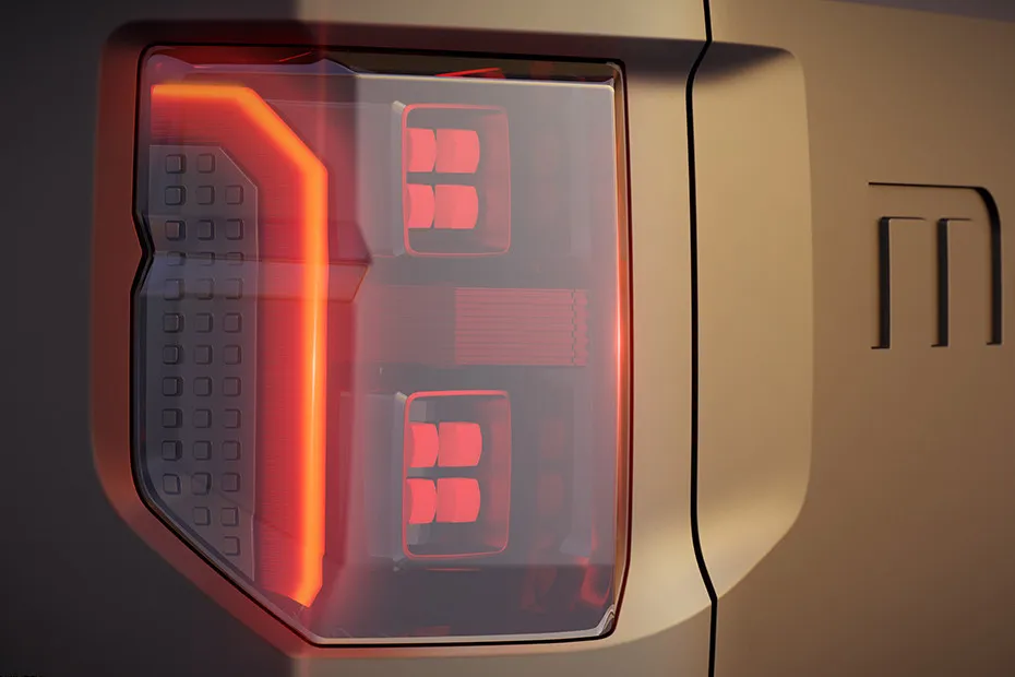Mahindra Global Pik Up Taillight