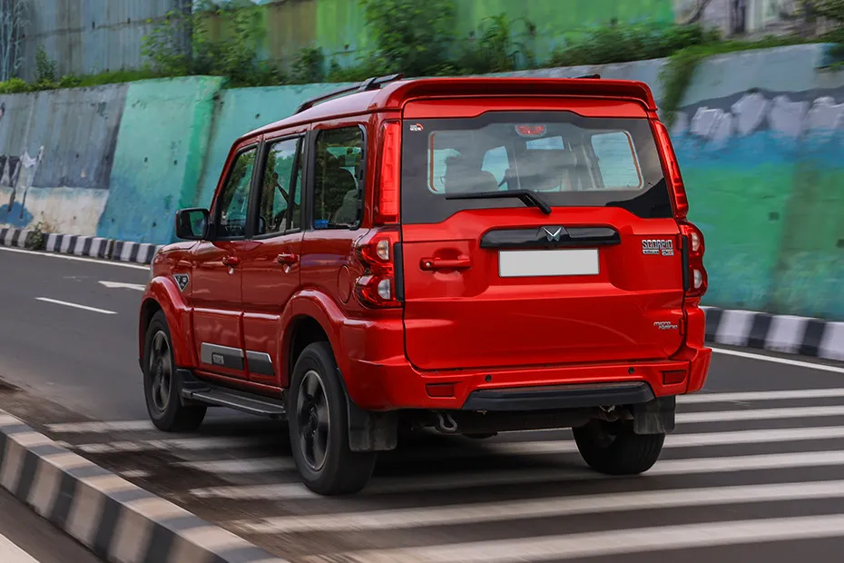 Mahindra Scorpio Driving: Rear Left Three Quarter View
