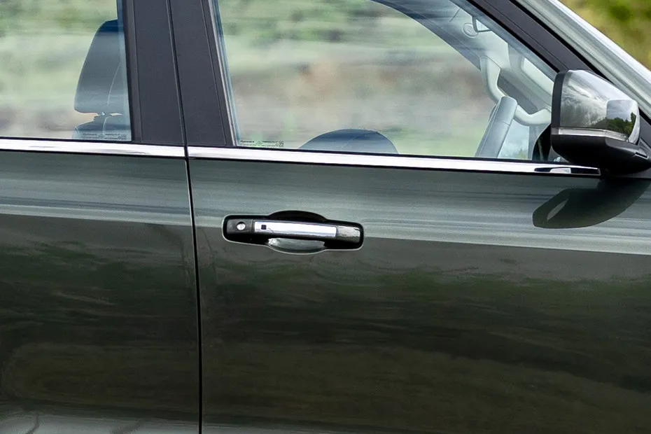 Mahindra Scorpio N Door Handle