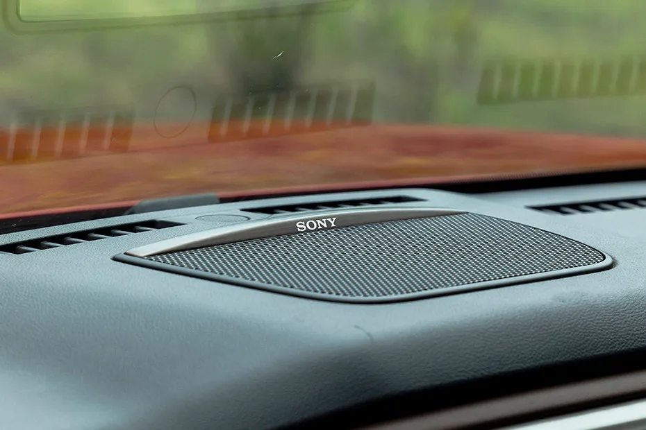 Mahindra Scorpio N Front Central Speaker