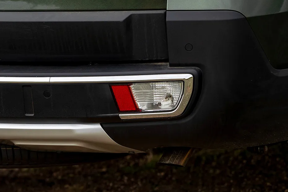 Mahindra Scorpio N Rear Reflector