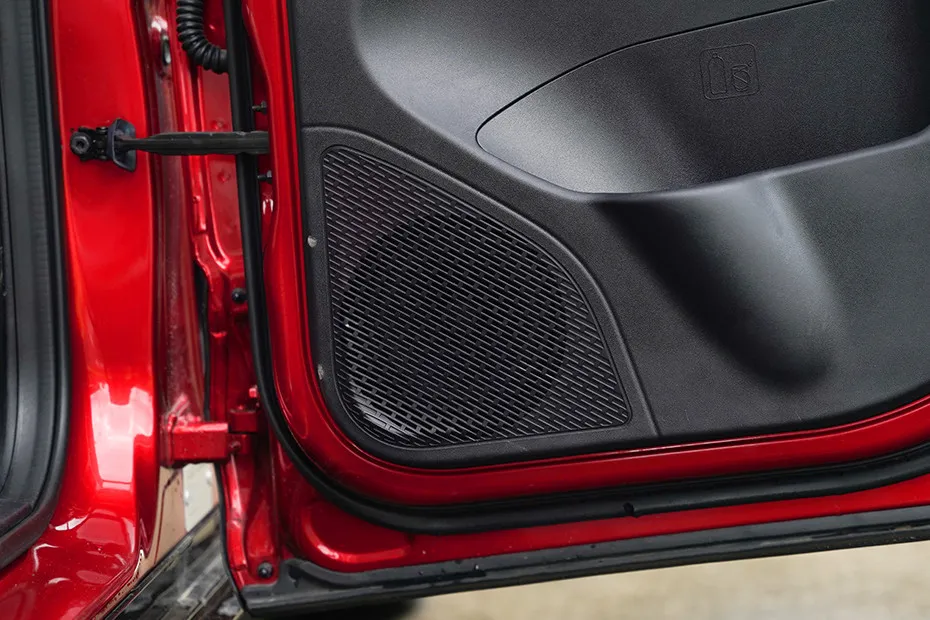 Mahindra XEV 9e Rear Speaker