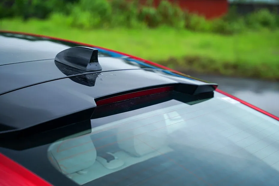 Mahindra XEV 9e Rear Spoiler