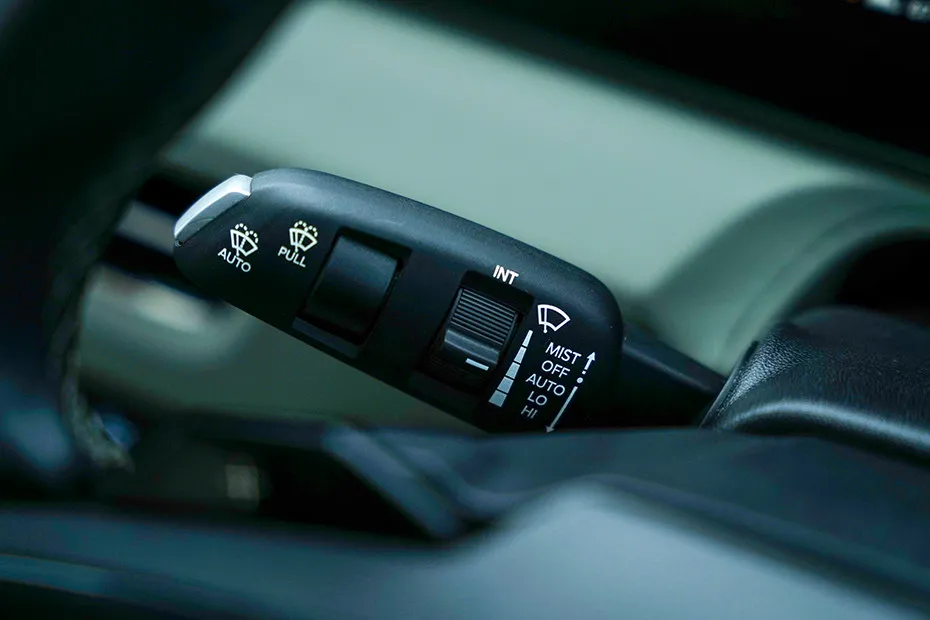 Mahindra XEV 9e Wiper Control
