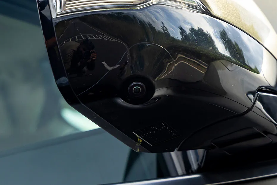 Mahindra XEV 9S 360 Degree Camera (Right)