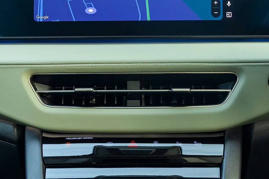 Mahindra XEV 9S Central AC Vent