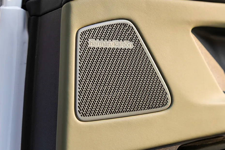 Mahindra XEV 9S Rear Speaker