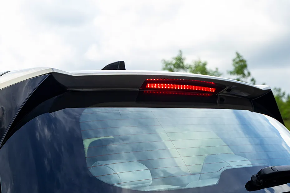 Mahindra XEV 9S Rear Spoiler