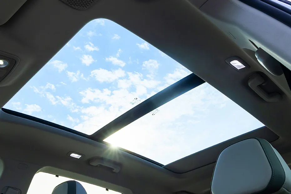 Mahindra XEV 9S Sunroof (Inside View)