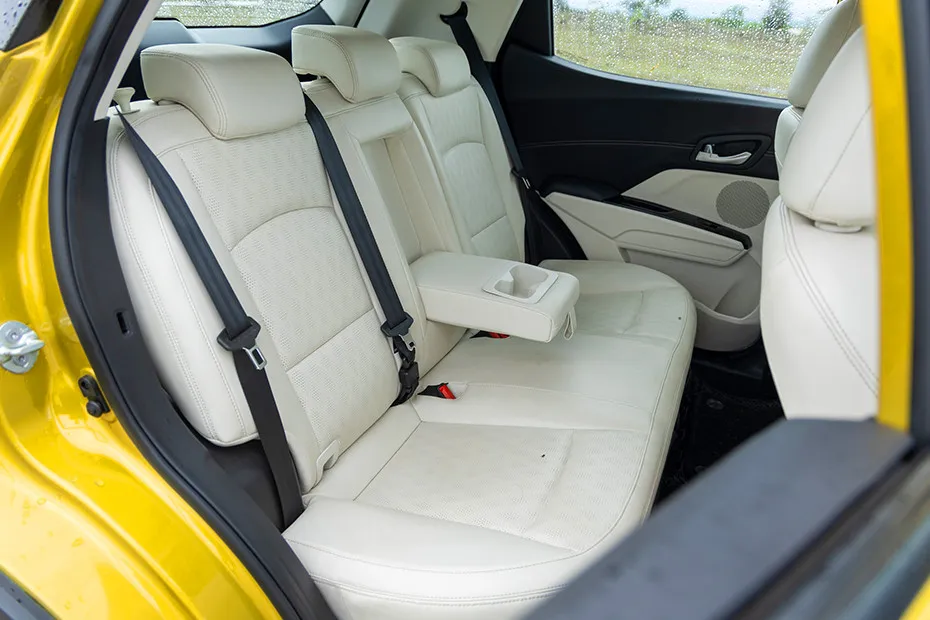 Mahindra XUV 3XO Rear Seats With Arm Rest