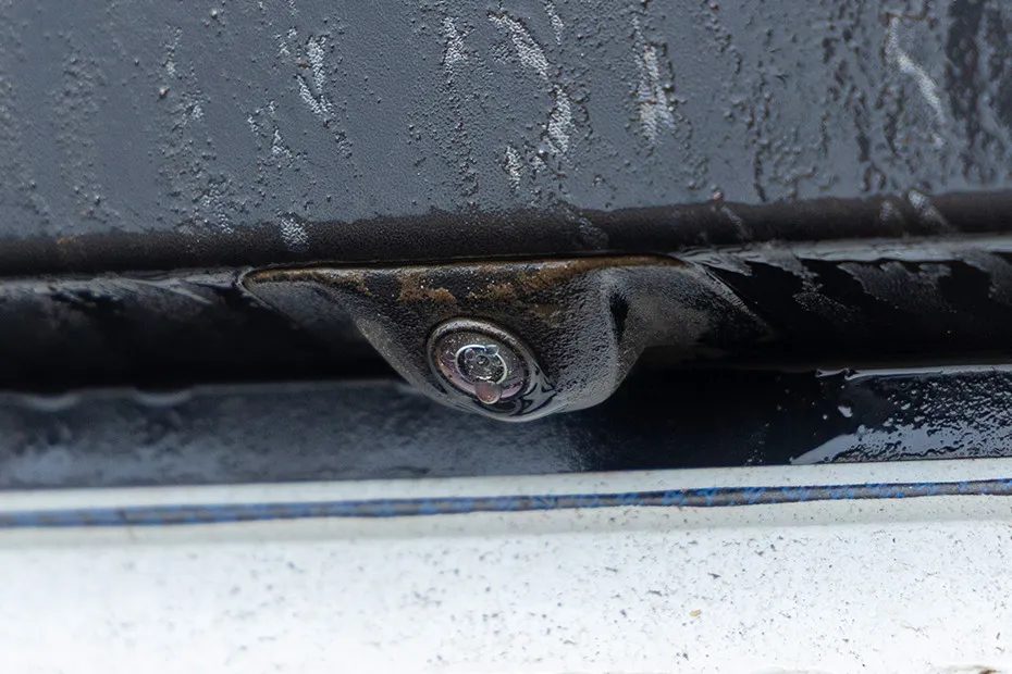 Mahindra XUV 3XO Reverse Parking Camera